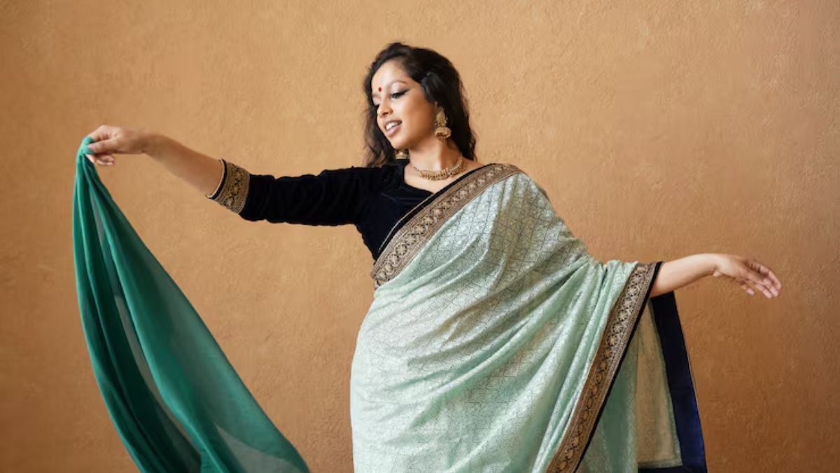 How to drape saree in different style (1)