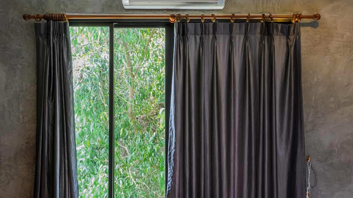 how to keep a room cool