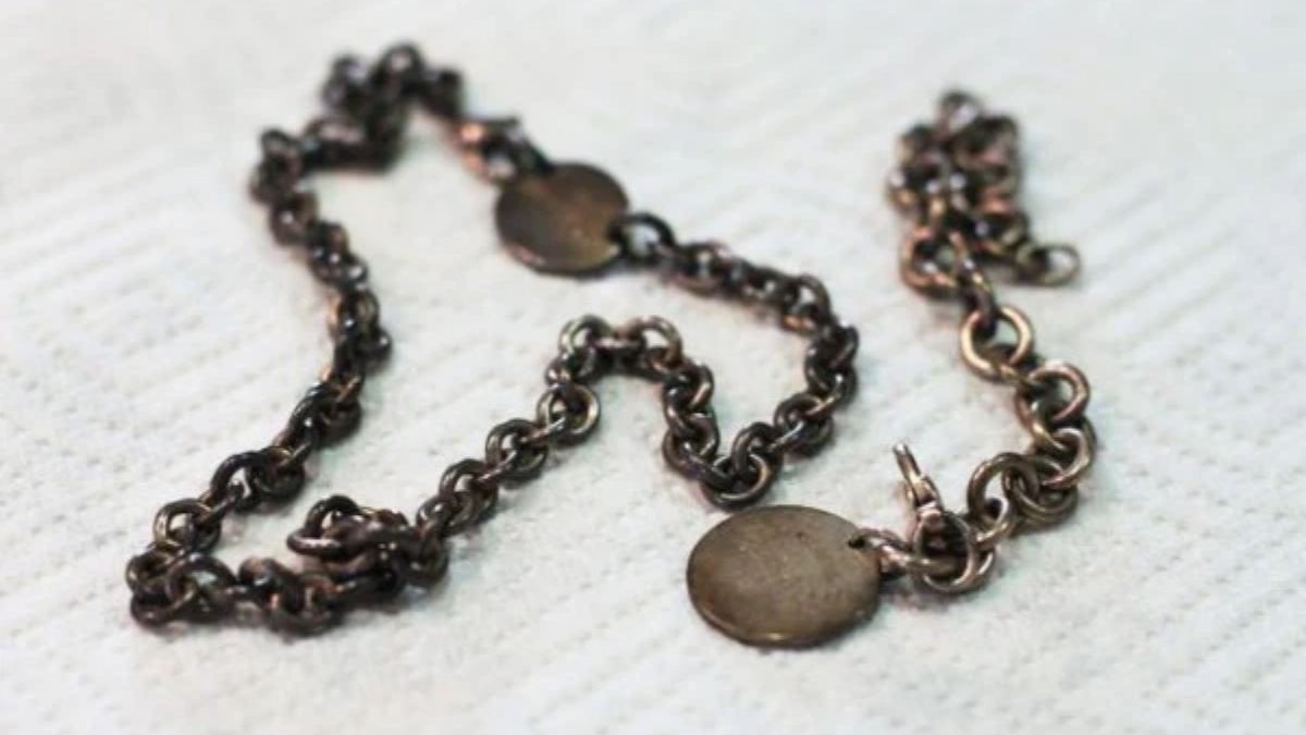 artificial jewellery cleaning tips (1)