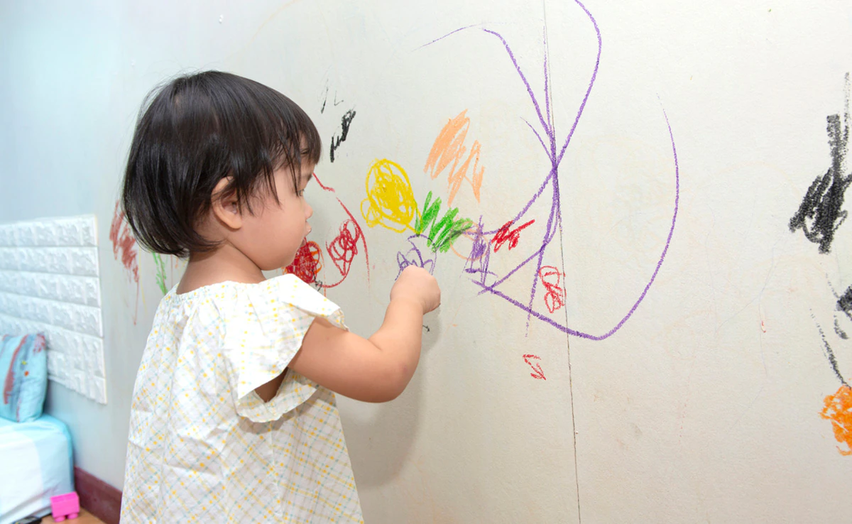 how to remove cryon from wall