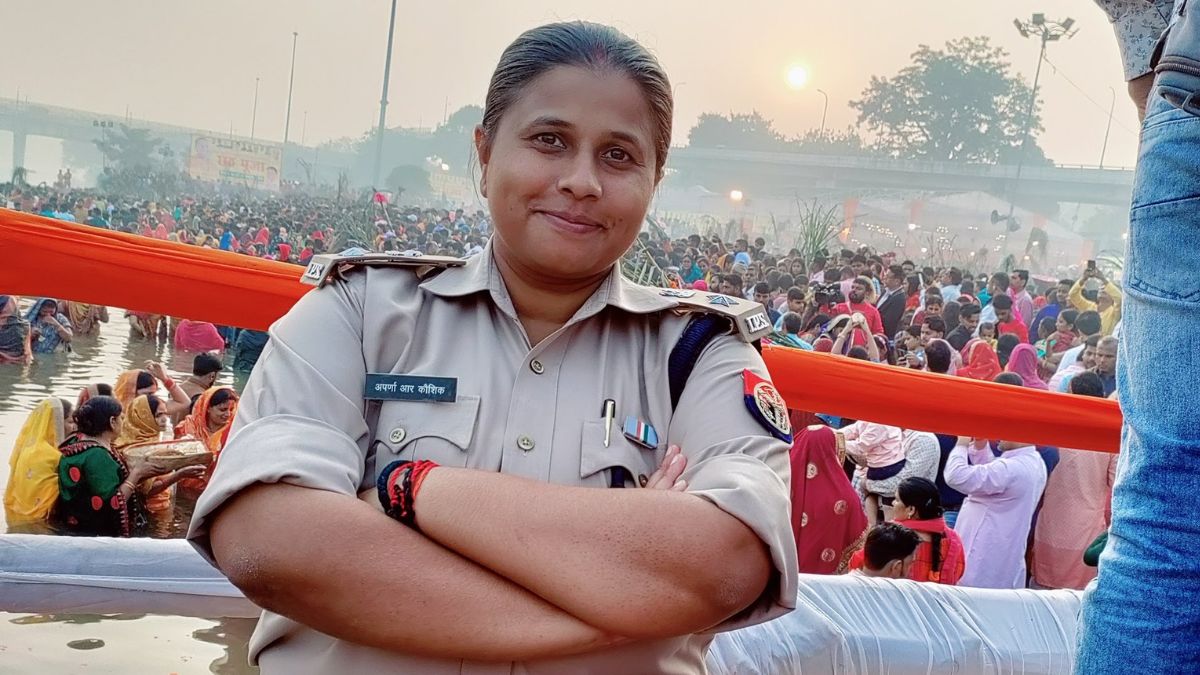who is ips aparna kaushik (1)