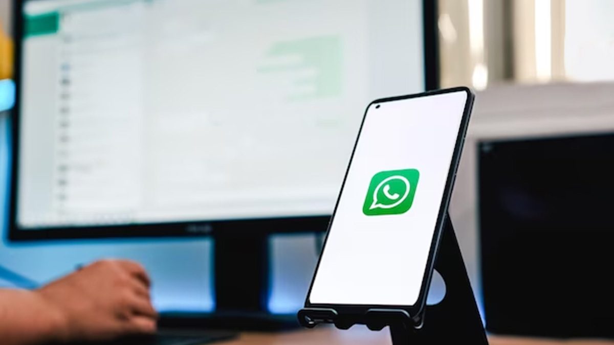 how to log in WhatsApp Web on computer