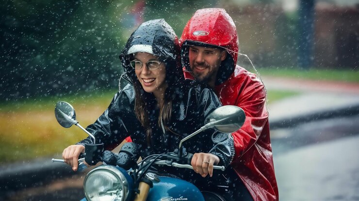 keeping shoes dry while bike riding in rain