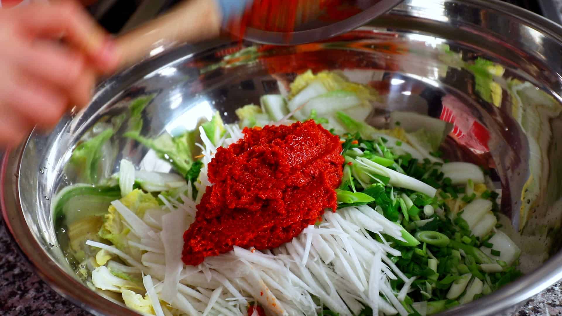 vegan-kimchi-before-mixing