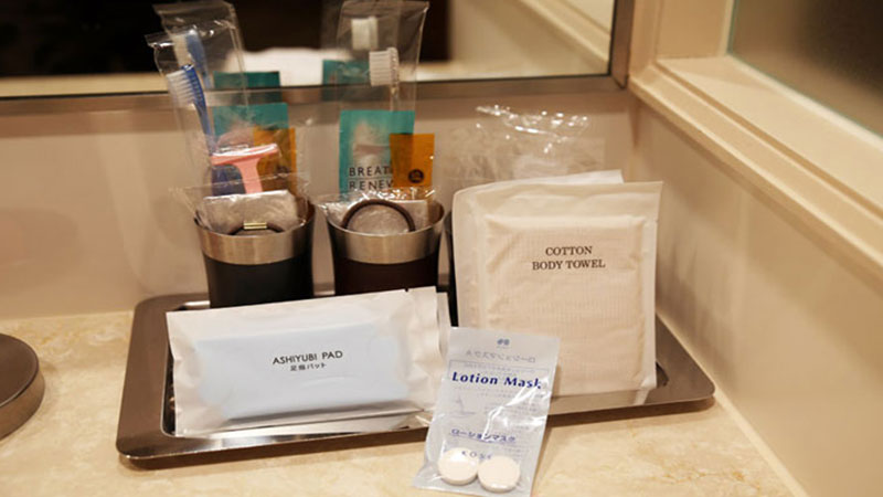 5-star hotel freebies for guests