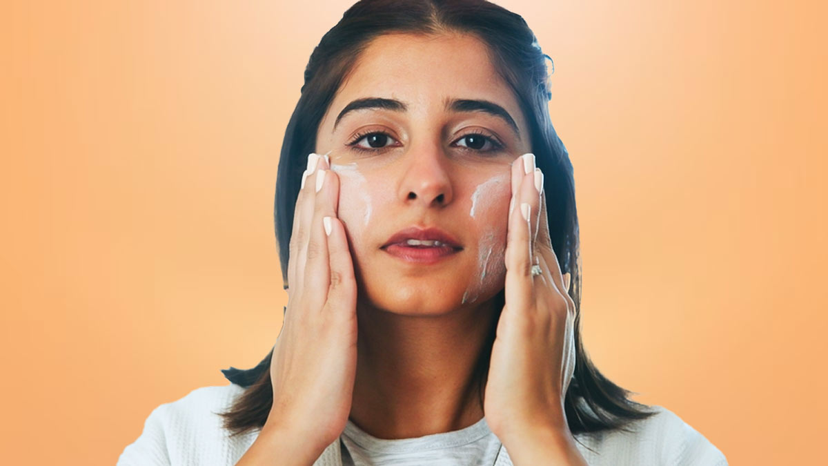 पार्लर का Cleanup छोड़िए, घर पर ₹15 में करें फेशियल और पाएं Korean Skin Glow