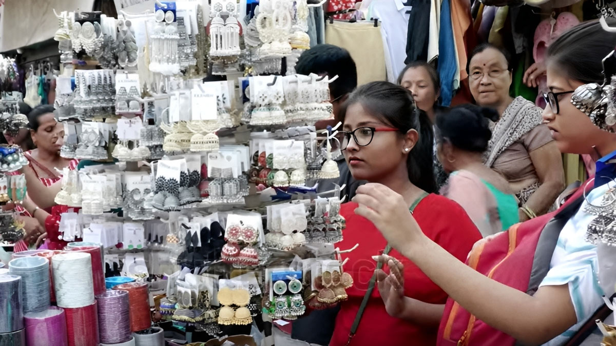 Best Cheapest Earrings Market: इस मार्केट में झोलाभर शॉपिंग भी पड़ेगी सस्ती, इयररिंग्स के लिए फेमस है ये गुजरात का बाजार
