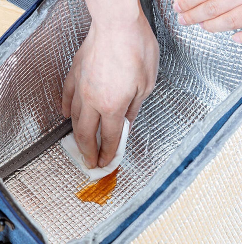 how-to-clean-lunch-bag