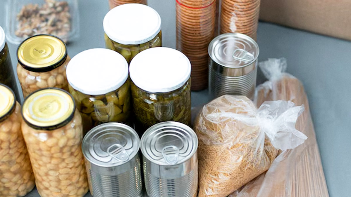 किचन से लेकर बाथरूम तक, घर में रखी ये चीजें भी होती हैं एक्सपायर; 90% लोग बिना जाने करते हैं सालों तक स्टोर