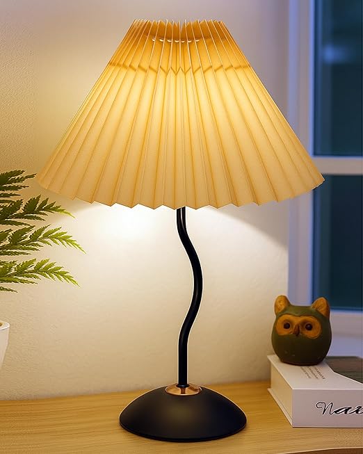 Pleated Table Lamp