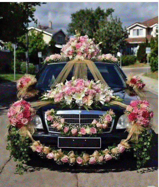bride arrival car decoration