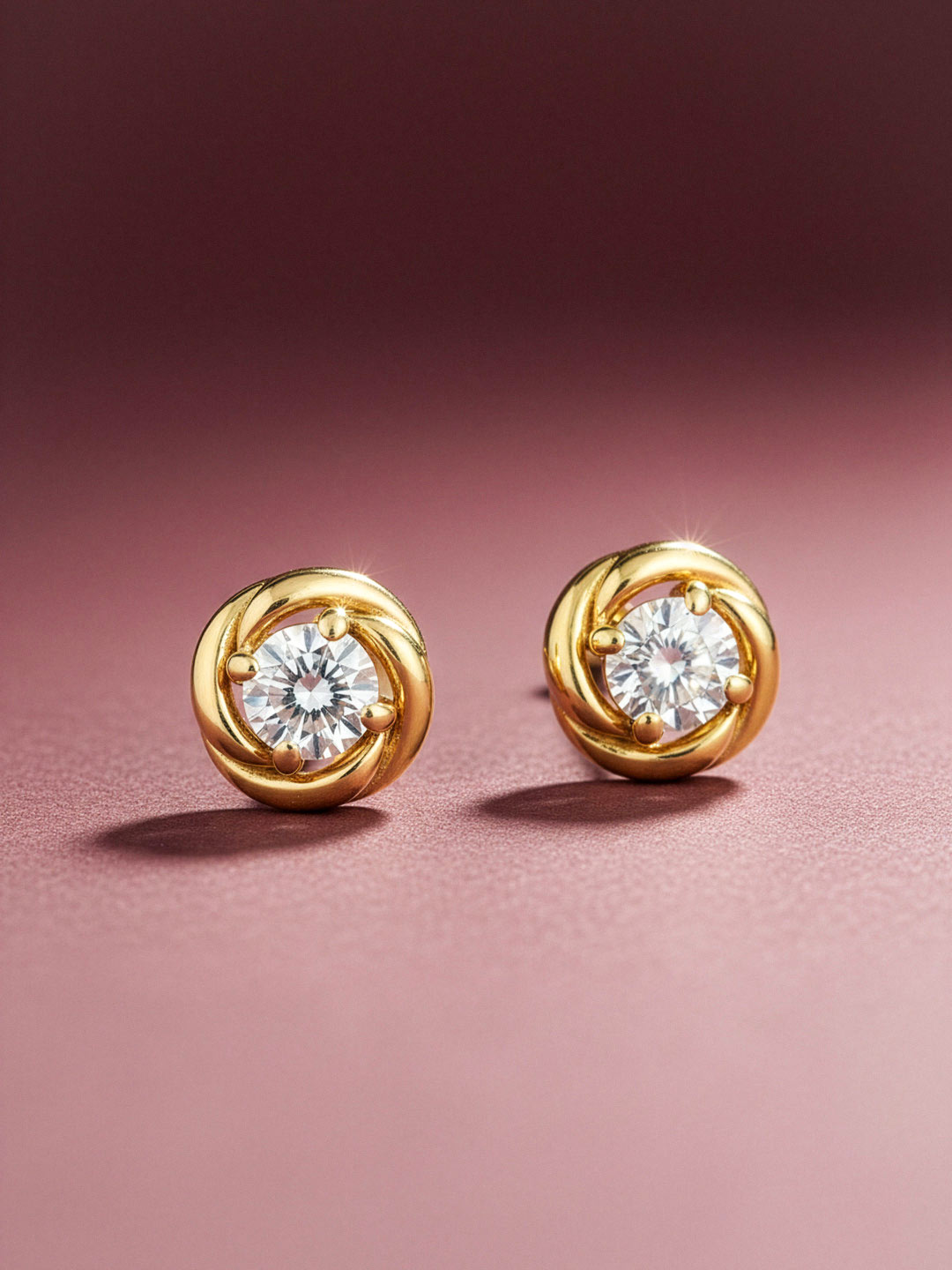 stud in solitayer design