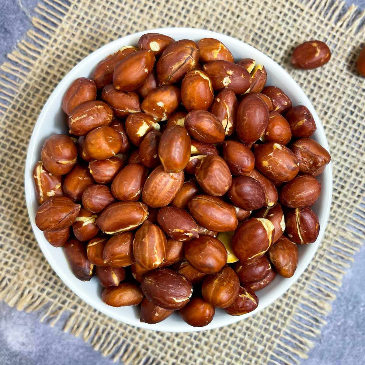 air-fryer-roasted-peanuts-featured