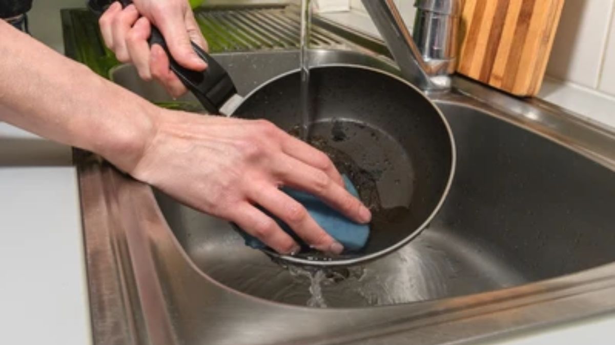 burnt tawa cleaning tips (1)