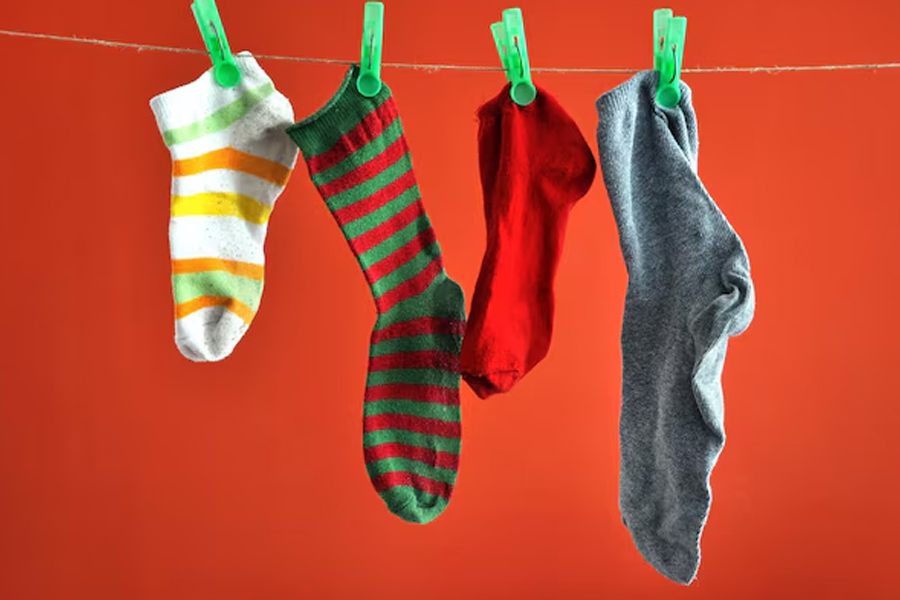 How to remove bad odor from socks