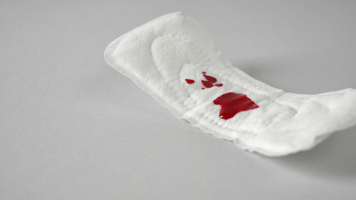 early signs genital TB