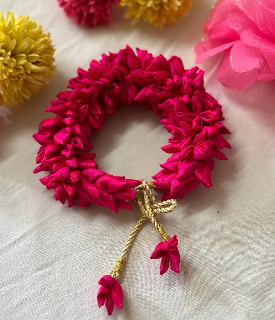how to make artificial gajra