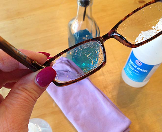 easiest-way-to-clean-your-eyeglasses-inside_1