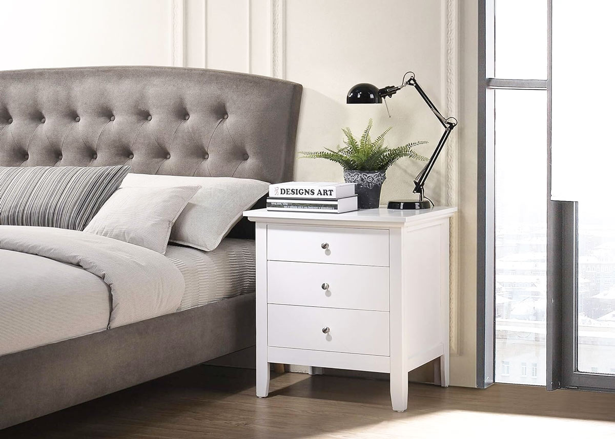 3 drawer bedside table