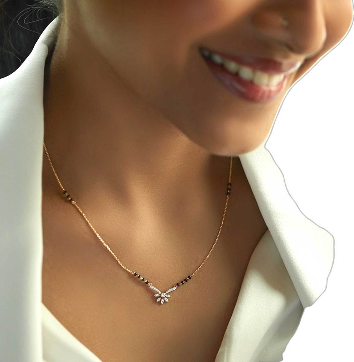 working women ke liye best mangalsutra ke design