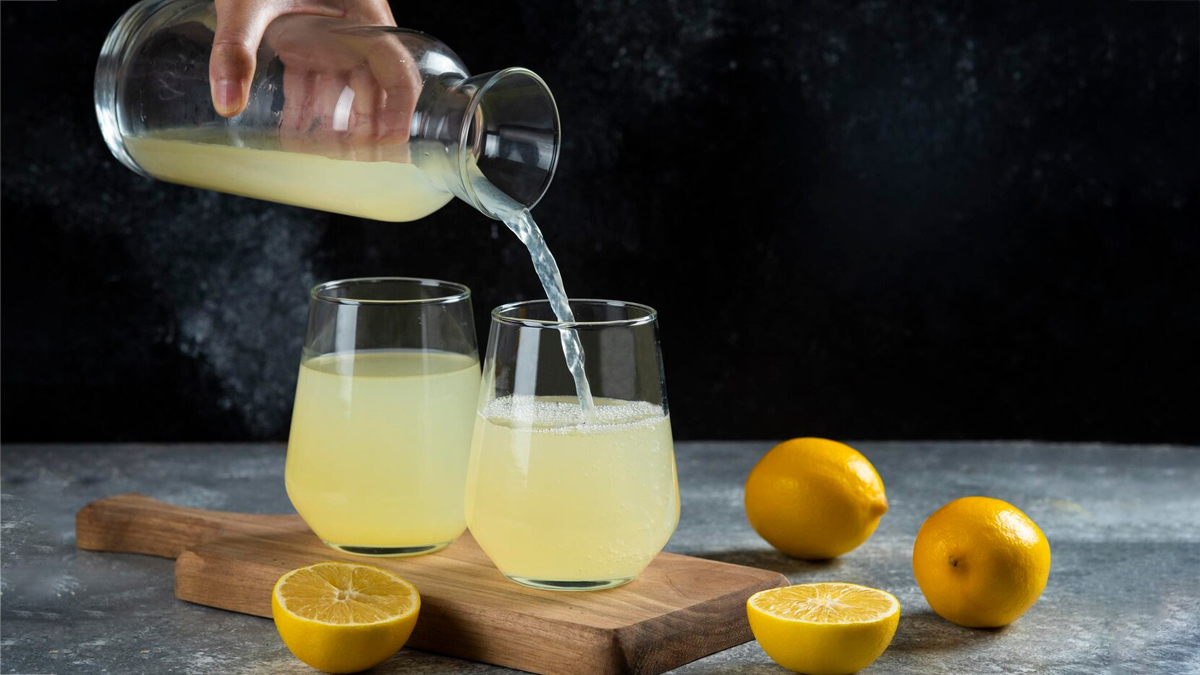 is it safe to drink lemon water daily benefits side effects