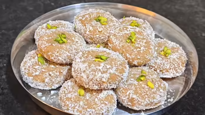 how to make sweet from leftover roti