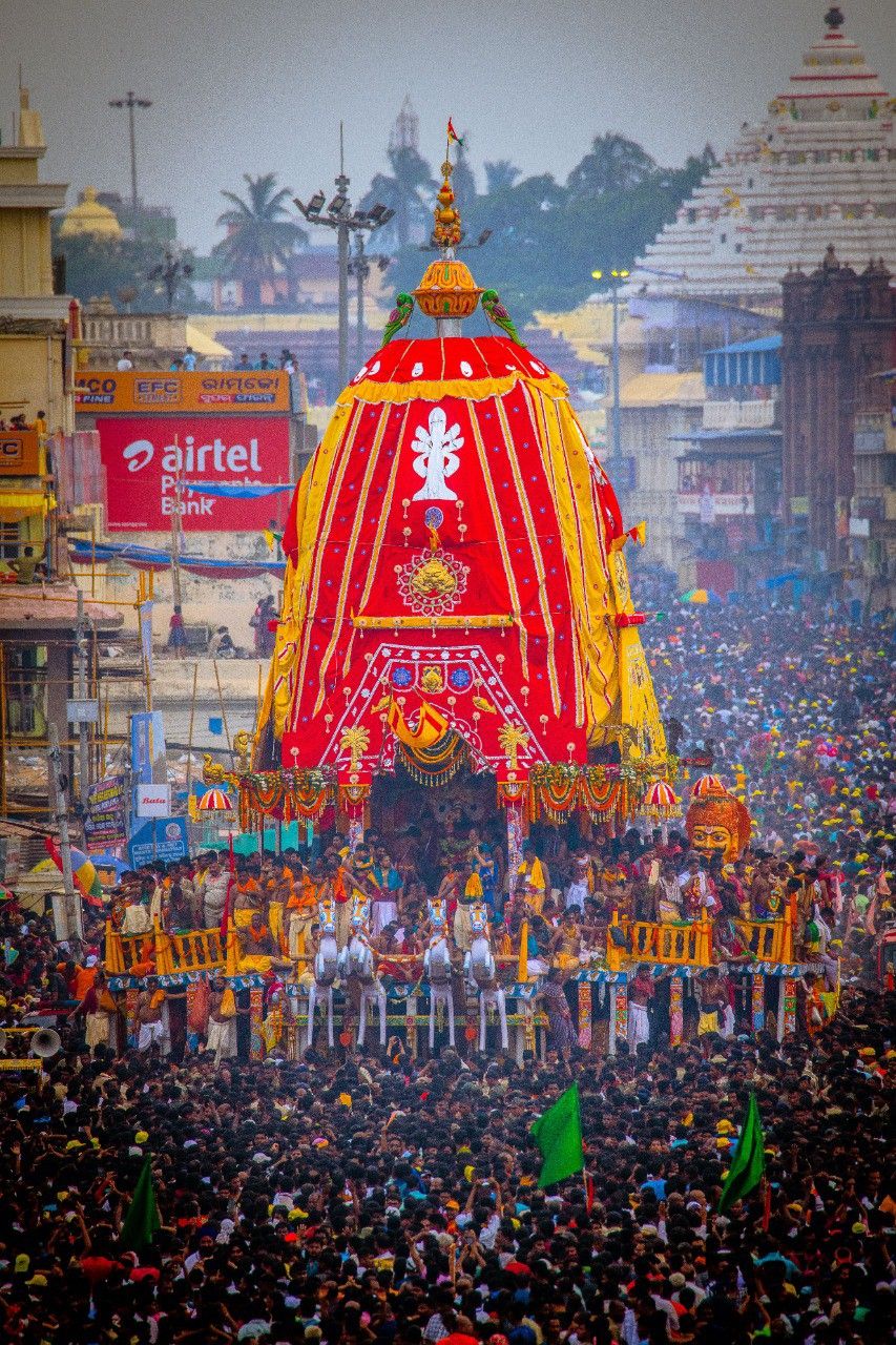 यहां निकलती है अनोखी Jagannath Rath Yatra, महिलाएं खींचती हैं देवी ...