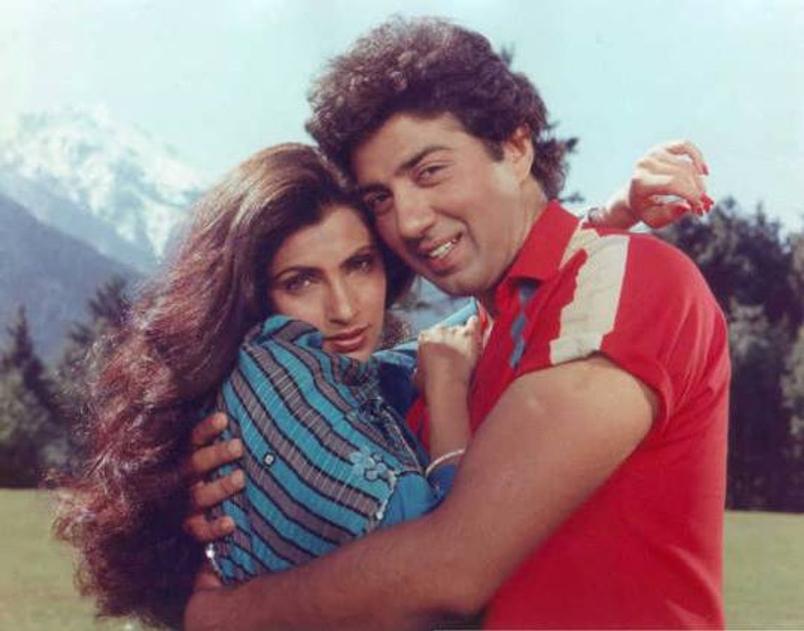 photographers were told not to take sunny deol and dimple kapadia pictures together