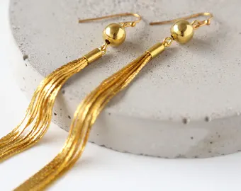 lightweight earring desig