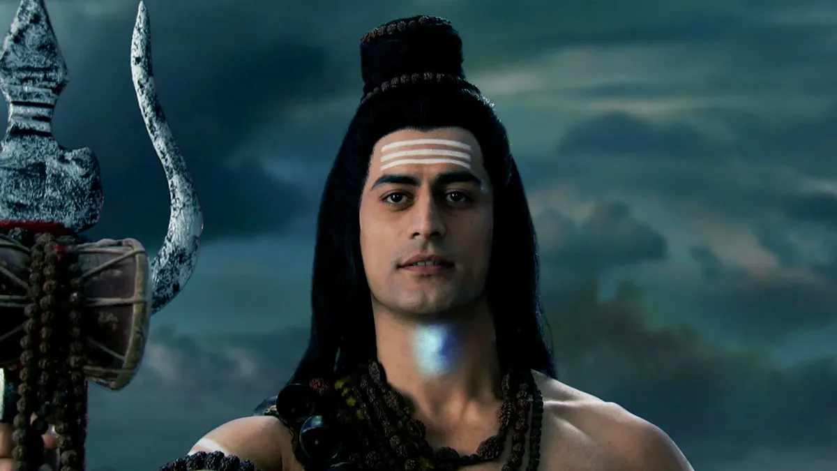 भगवान शिव का कंठ नीला क्यों है? जानें नीलकंठ बनने की पौराणिक कथा