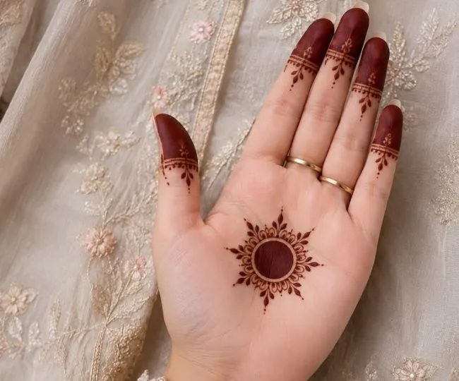 kajari teej mehndi designs (2)