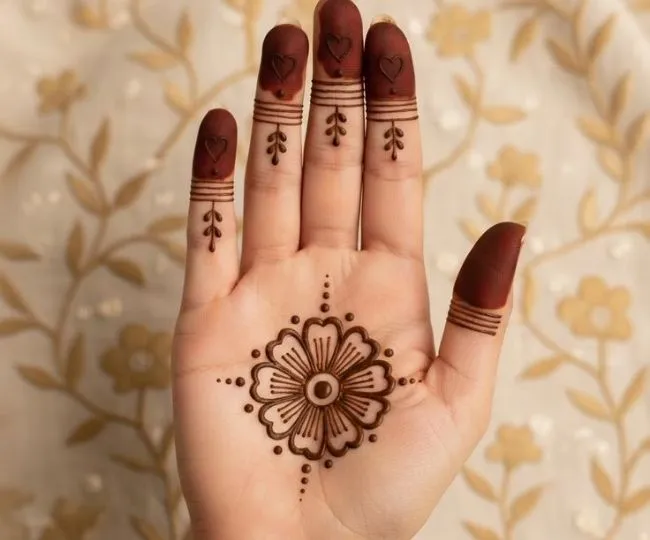 kajari teej mehndi designs (3)