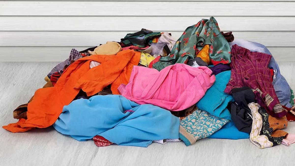 konmari vertical folding hacks for wardrobe space