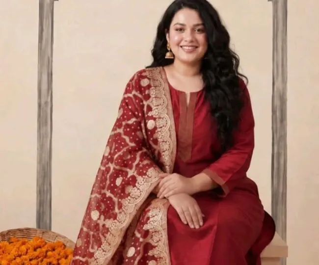 kurti look in puja