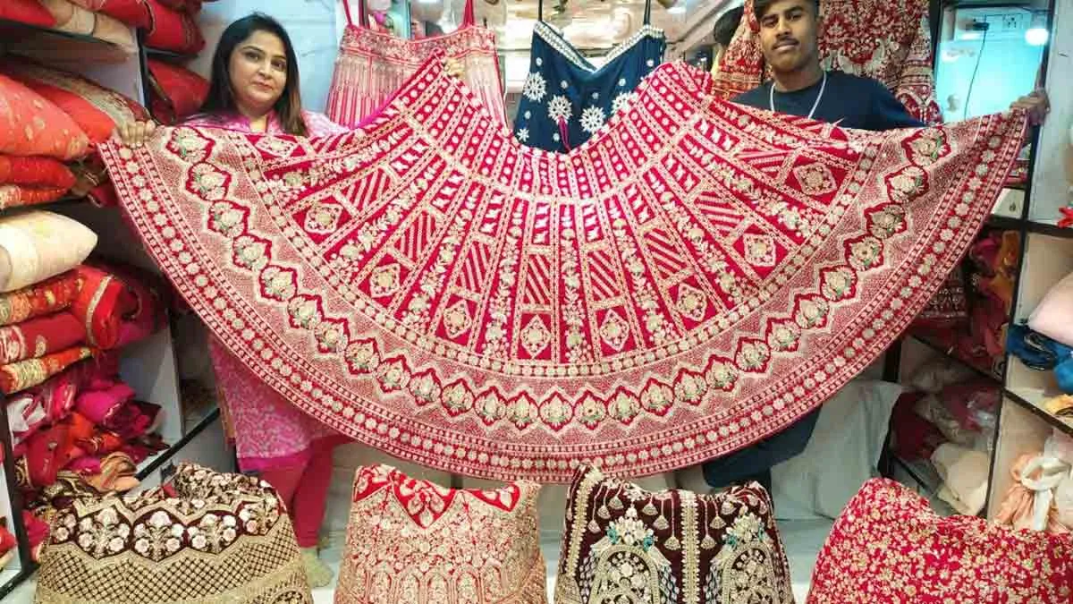 delhi-market-for-lehenga-shopping