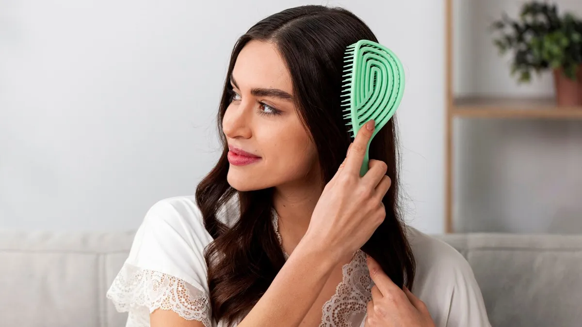personal comb greasy hair