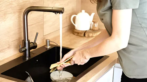 Kitchen Sink Cleaning Tips