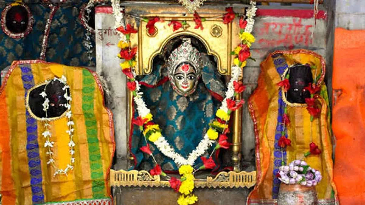 maa chandraghanta mandir in prayagraj travel guide (1)