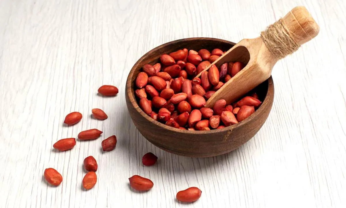tips-to-easily-remove-peanut-skin