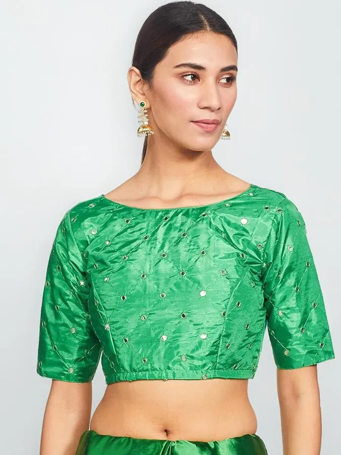 crop top with old saree