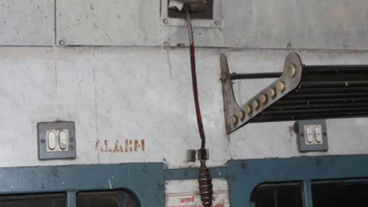 alternative options to train alarm chain pulling  (1)