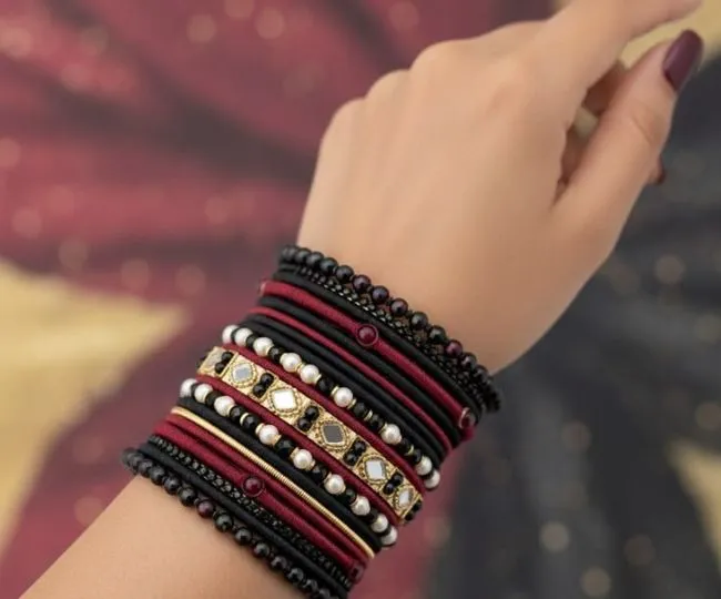 stylish red bangle colour combinations (5)