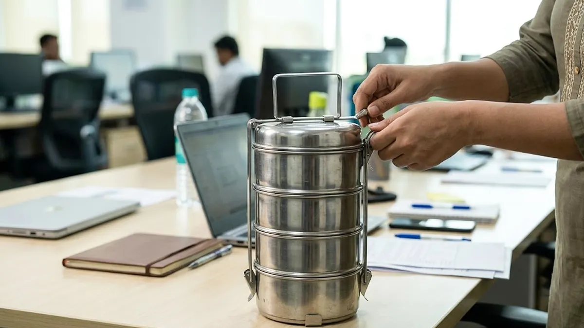 History of Tiffin in India