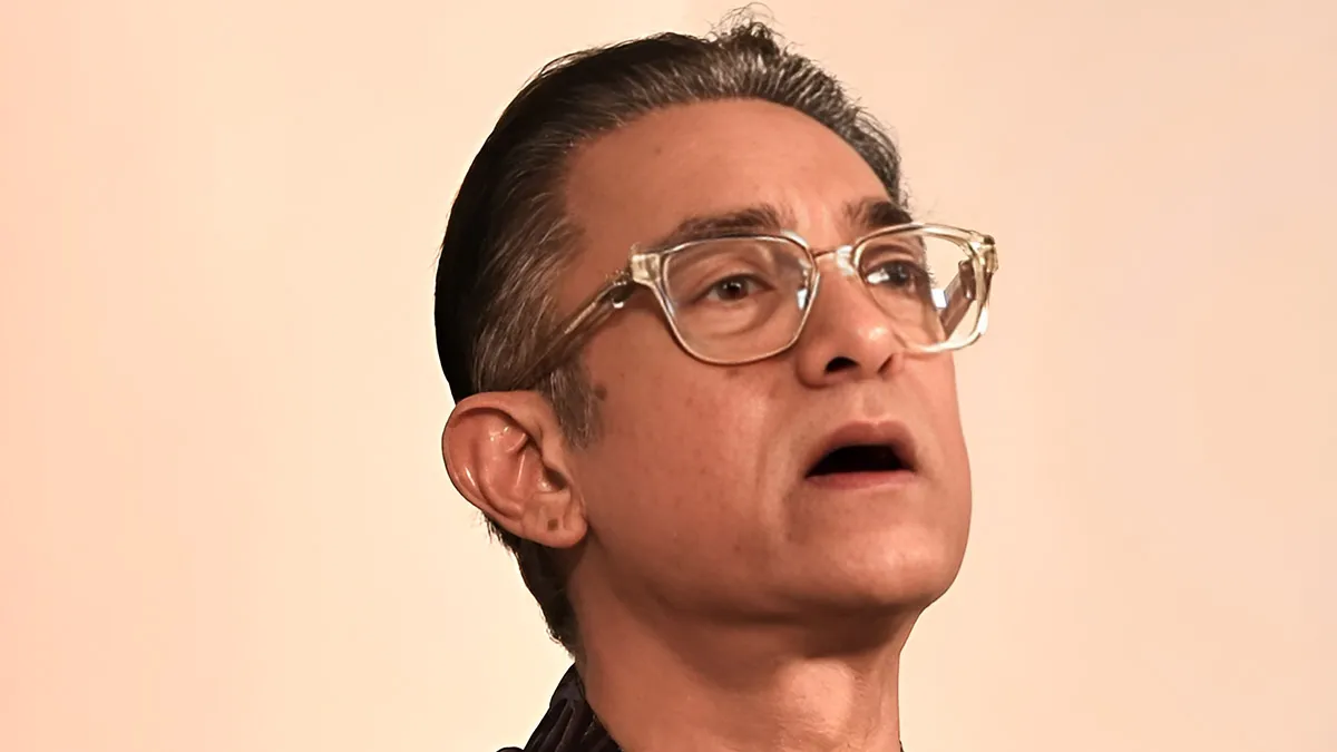 aamir khan gets emotional at singapore international film festival