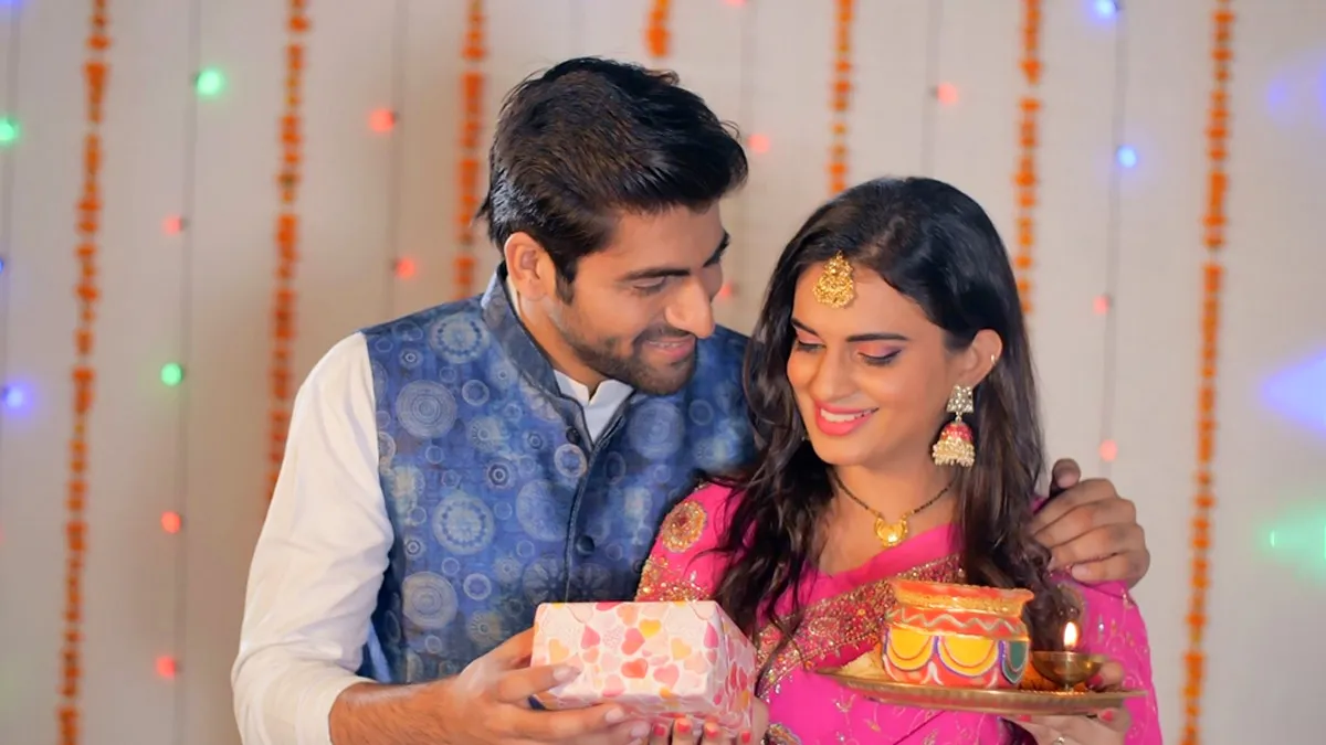 karwa chauth 2026 gift ideas for wife