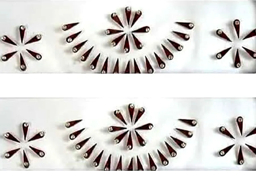 teardrop bindi