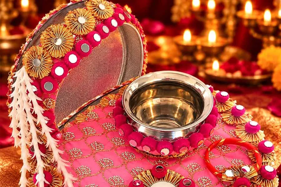 thali for karwa chauth gift