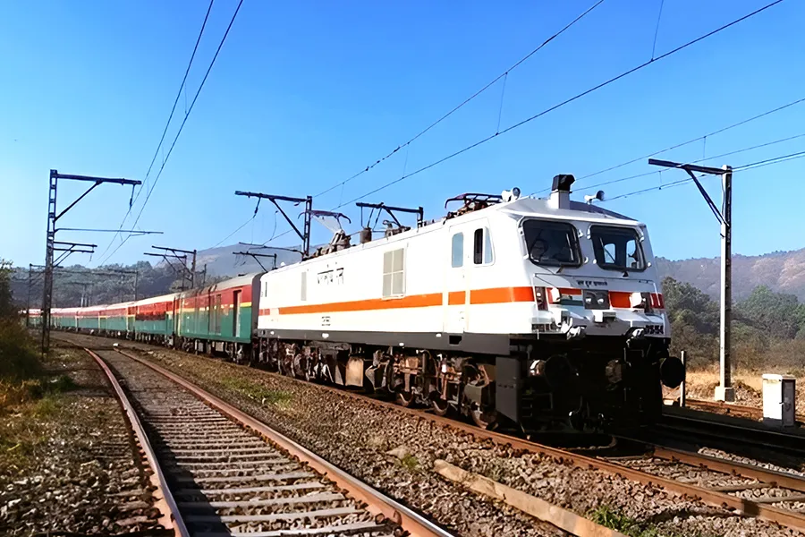 deccan queen women coach