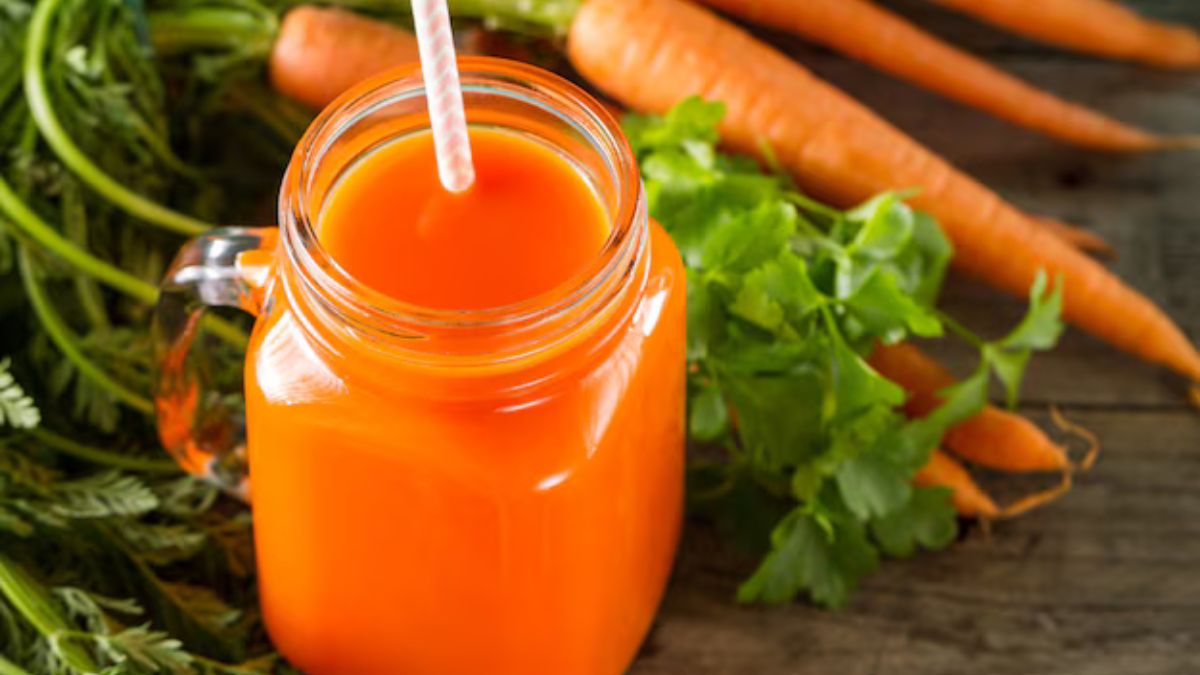 5 reasons why you should start your day with carrot juice carrot juice benefits HerZindagi Tamil