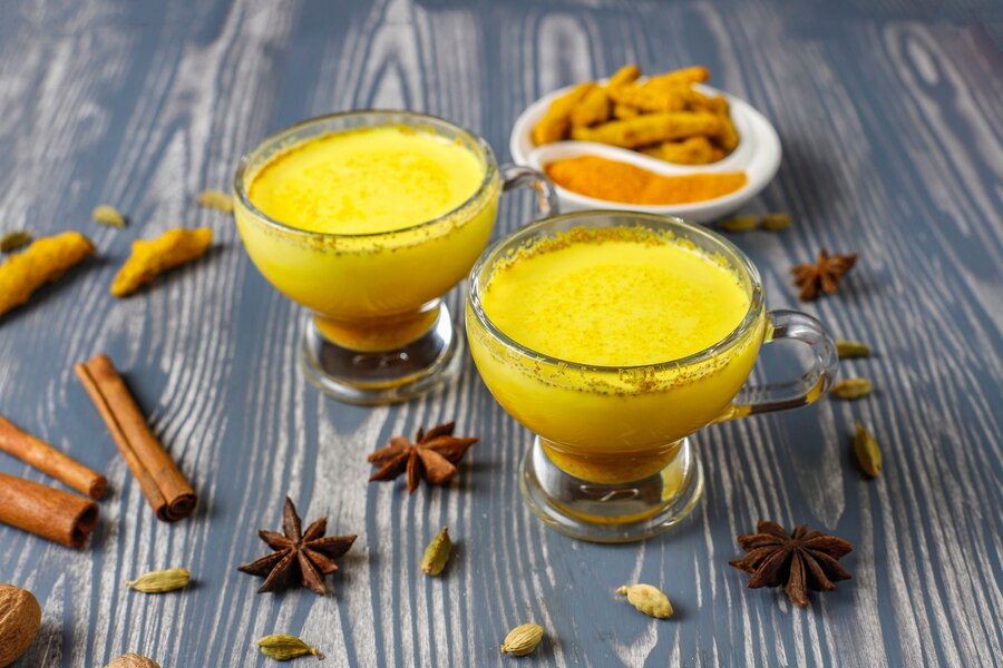 traditional-indian-drink-turmeric-golden-milk_114579-12544